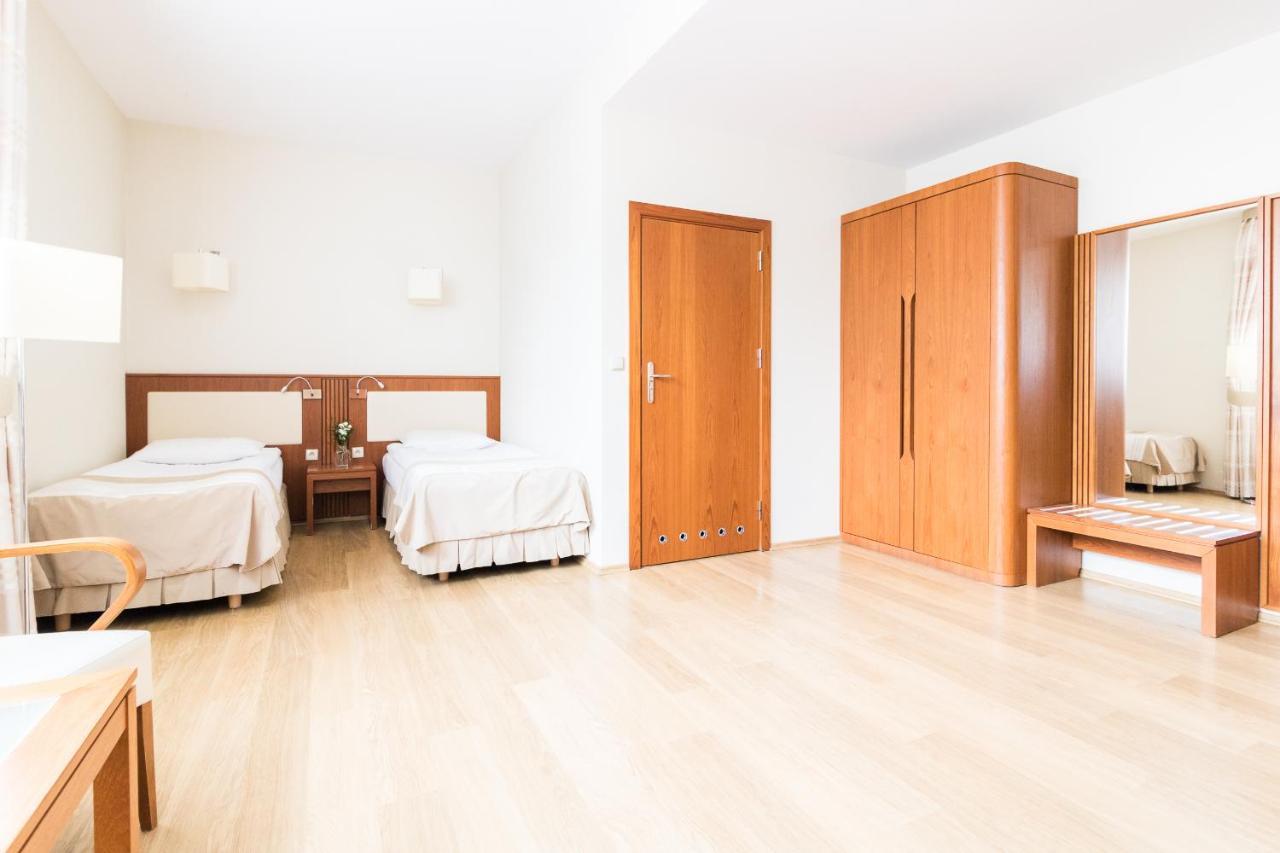 Hotel Osada Karbowko Wellness & Spa Elgiszewo  エクステリア 写真