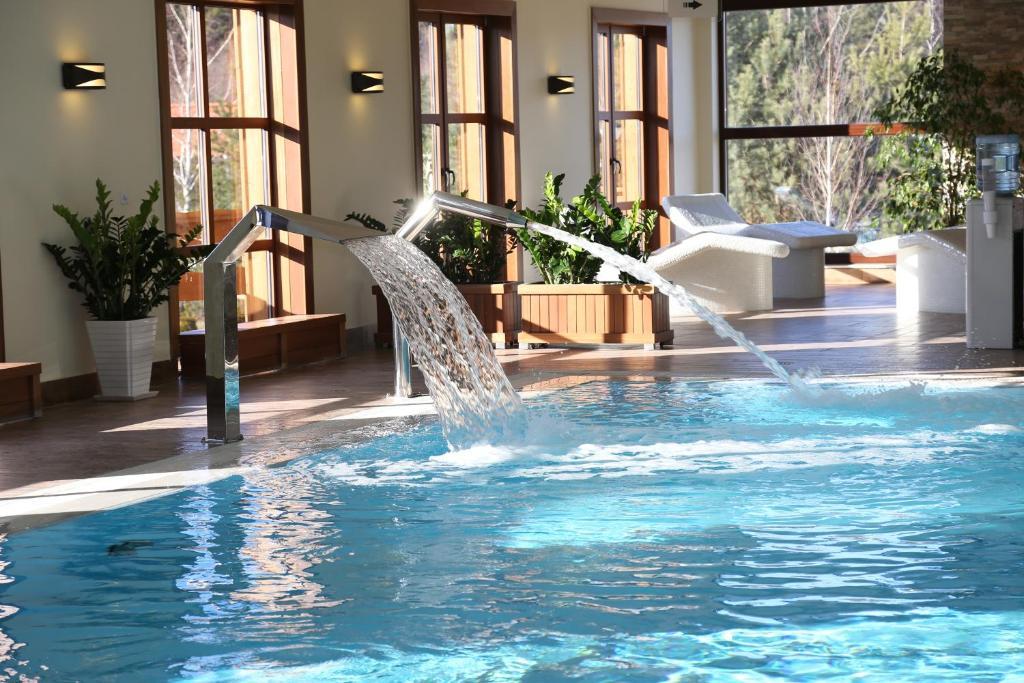 Hotel Osada Karbowko Wellness & Spa Elgiszewo  エクステリア 写真