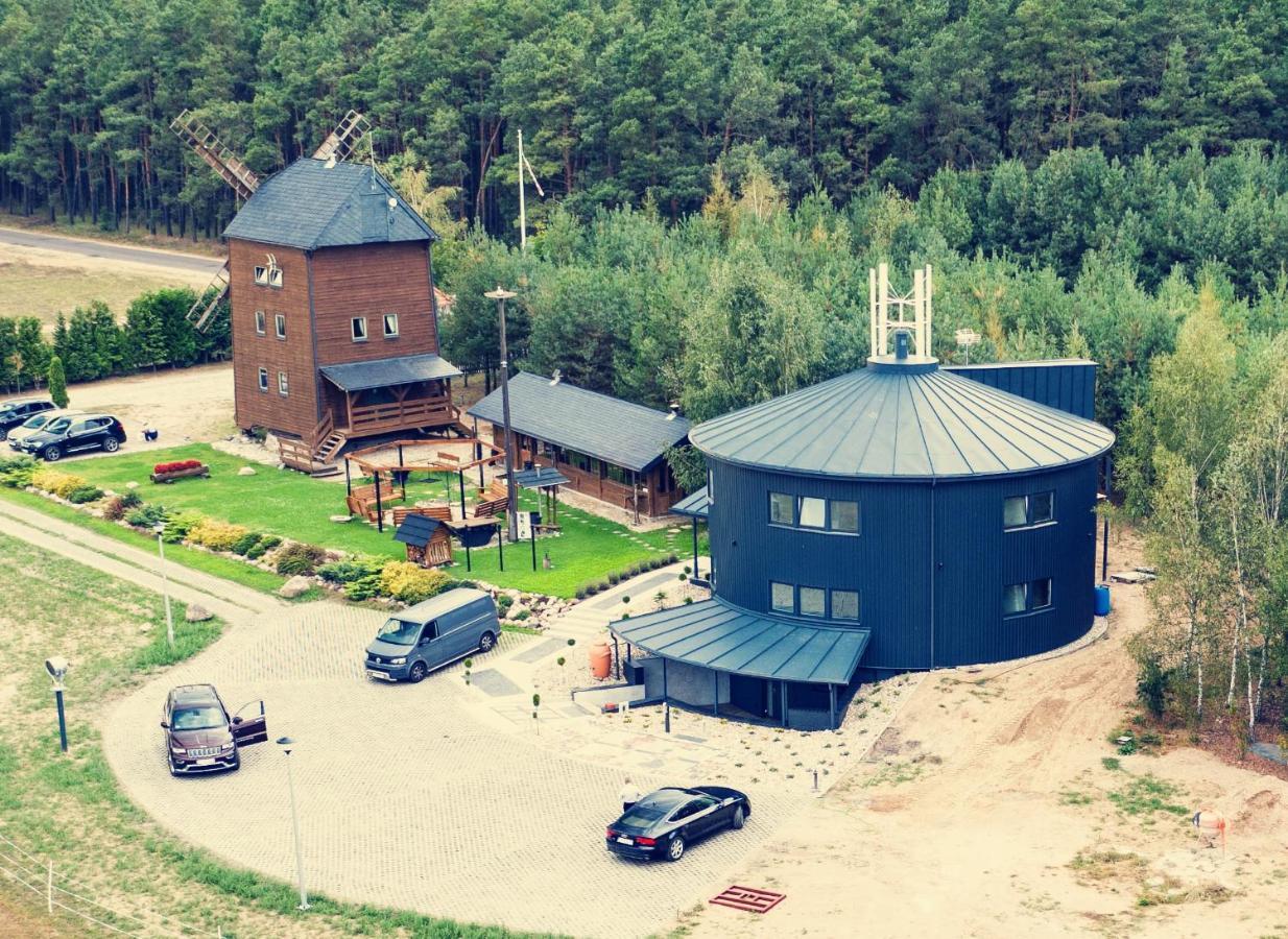 Hotel Osada Karbowko Wellness & Spa Elgiszewo  エクステリア 写真